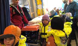 Solli barnehage på besøk hos ambulansebåten Eyr Ytterholmen_hoved