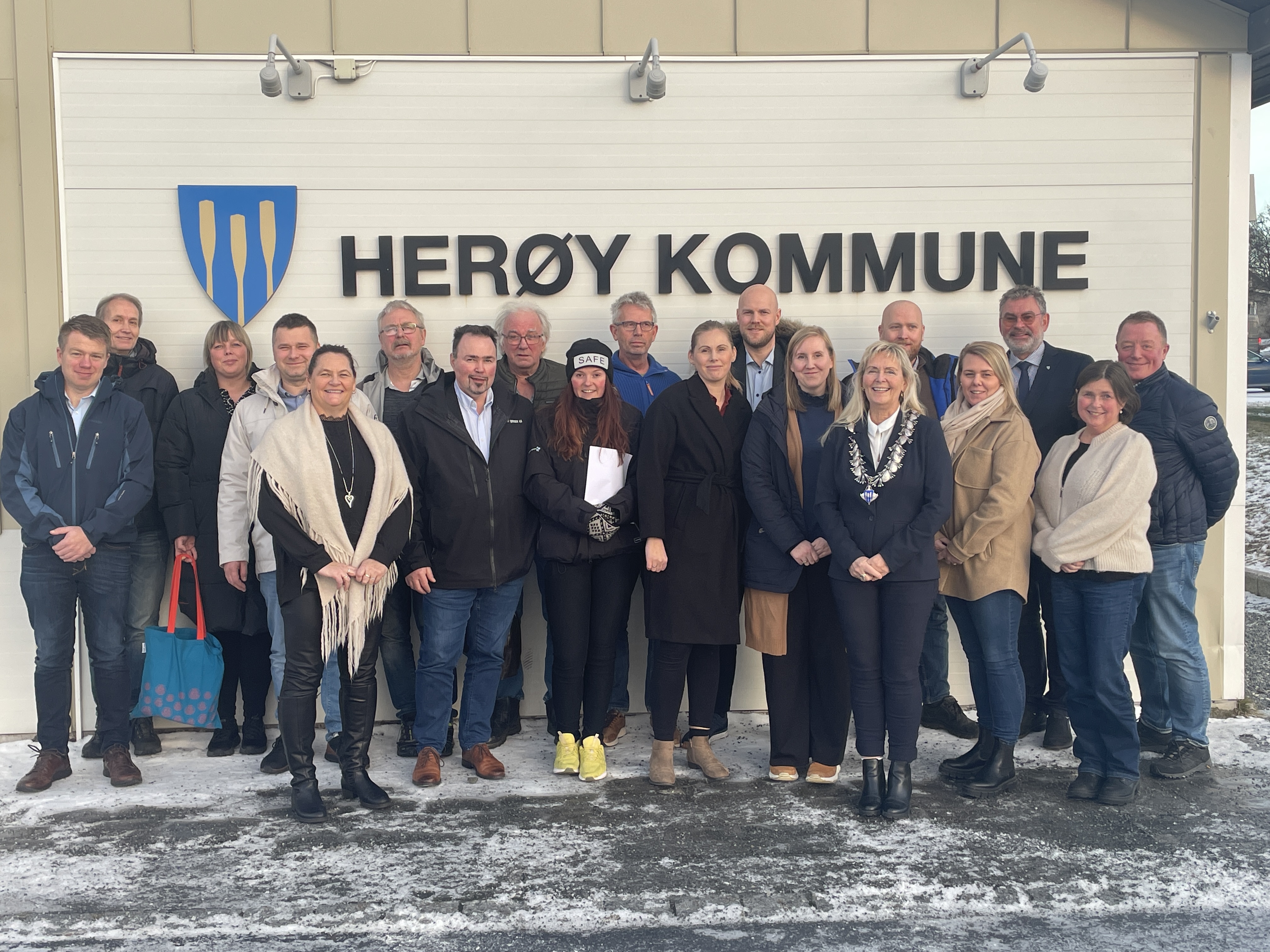 Kommunestyret i Herøy kommune.