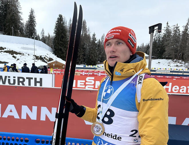 20231215, DOLL Bendedikt 001