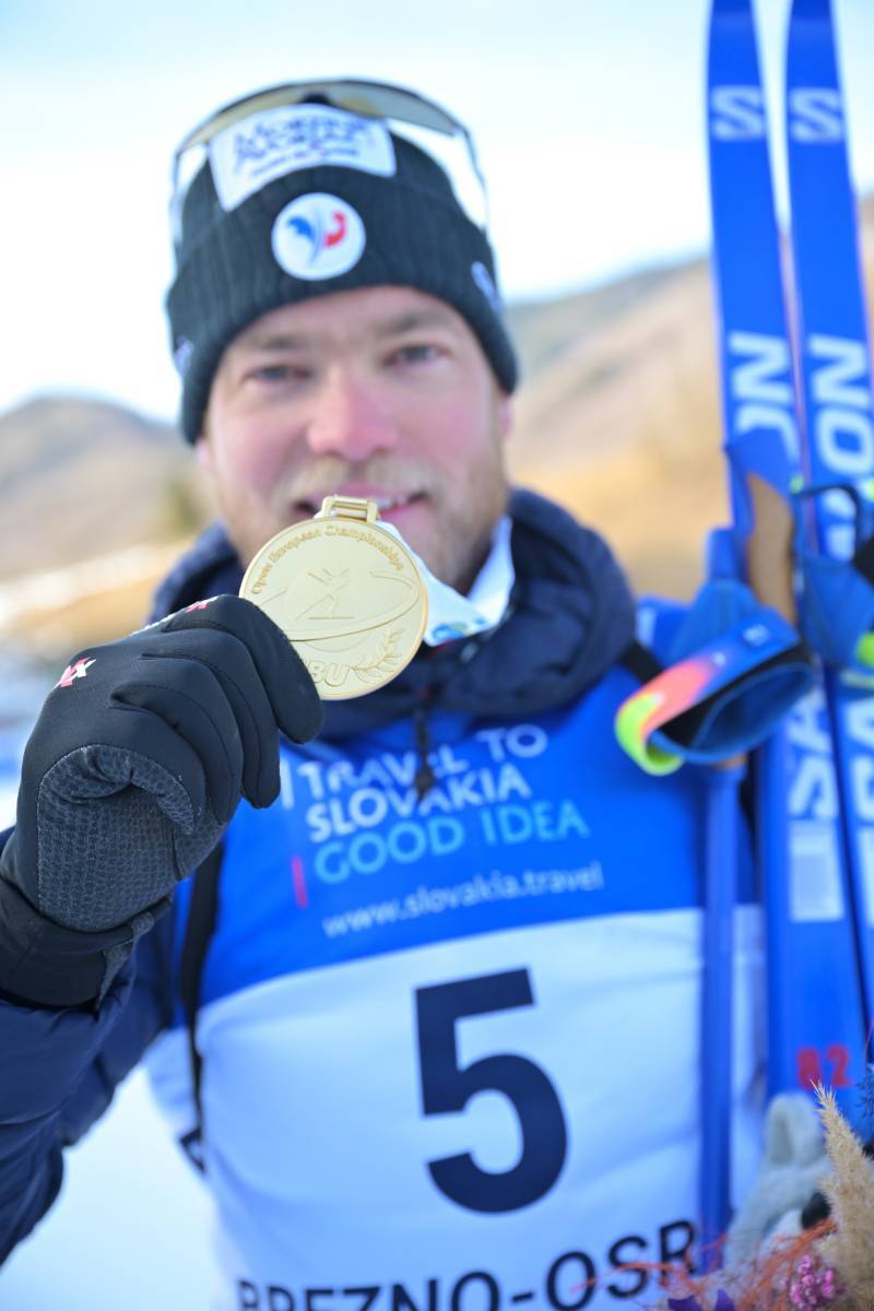 podium260124br402.jpg