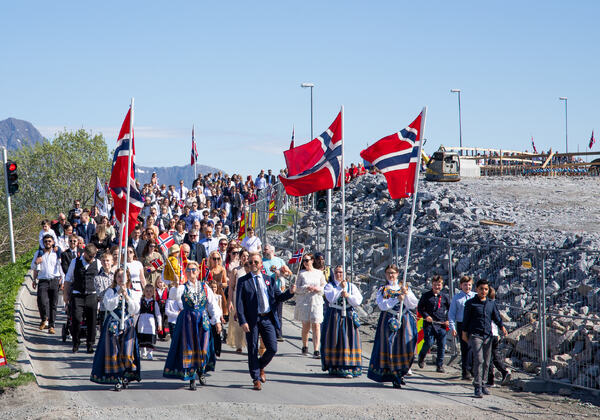 17. mai i Herøy 2024. (Foto: Pål Nikolaisen)