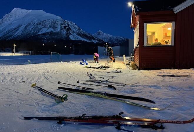 Klubbhus ved skiløype i Olderdalen