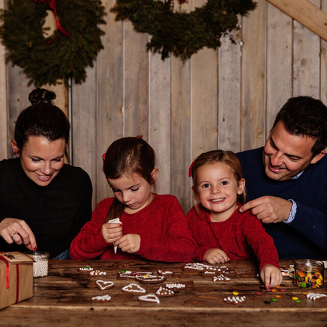 familie på Juleverksted