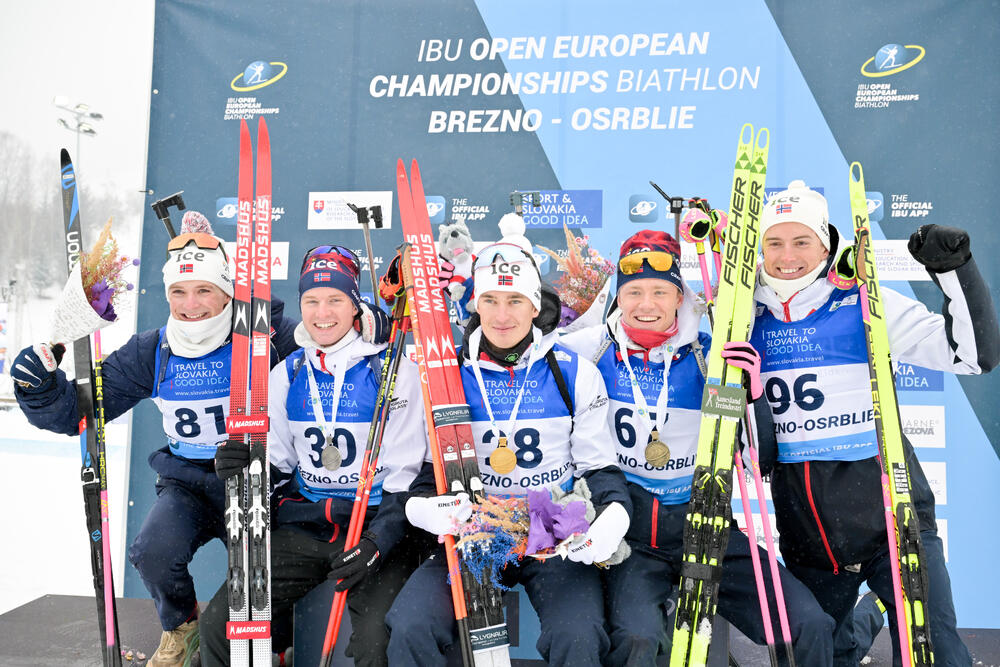 Group240124br235