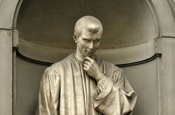 Statue av Machiavelli