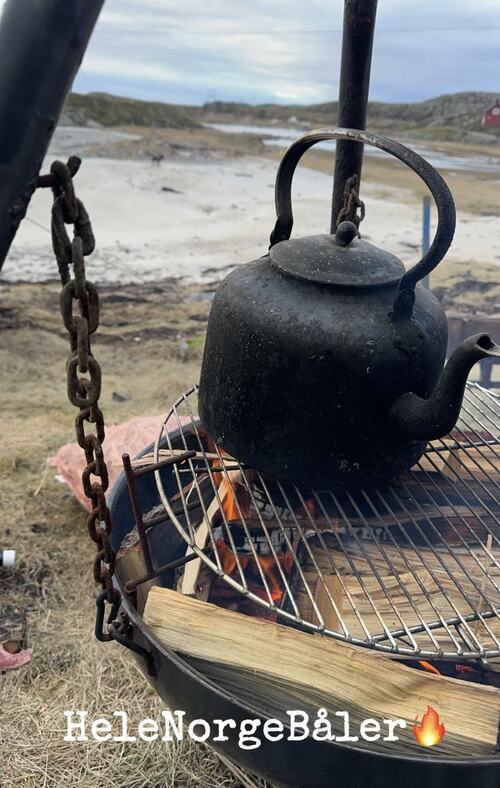 Bålpanne med kaffekjele