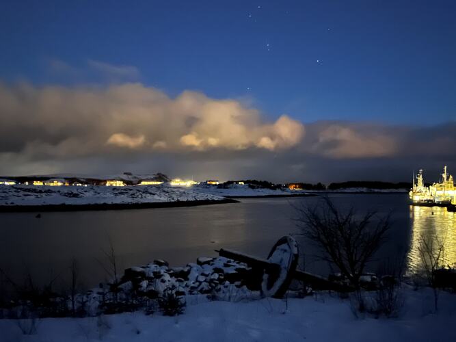 Februarlys. (Foto: Elbjørg Larsen)