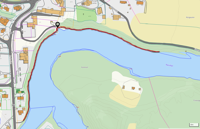 Turstien går fra kanalbrua til Korgen camping