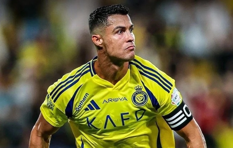 RONALDO.jpg