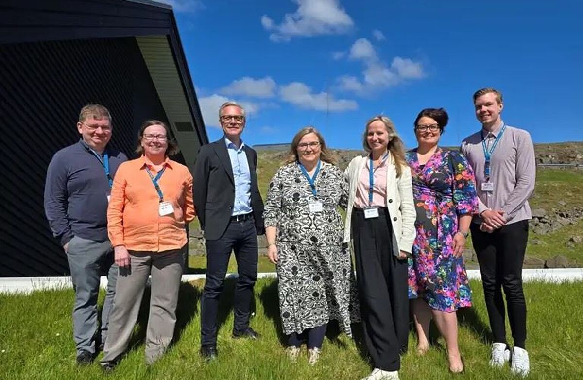 De nordiske datatilsynsmyndighetene møttes på Færøyene i mai 2025. Bilder viser direktørene.
