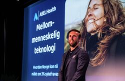 Simon Laugsand fra helseteknologiselskapet ABEL var en av de fem innovative bedriftene som presenterte seg. Foto: Inia James, Digdir