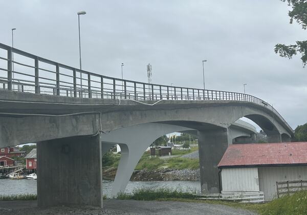 Riving av den gamle Herøysundbrua_1