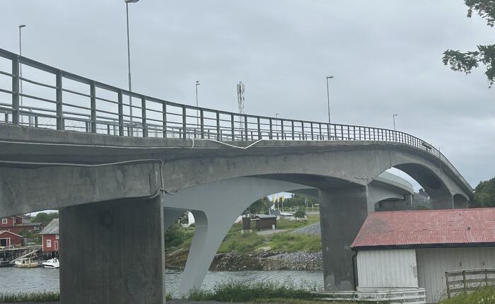 Riving av den gamle Herøysundbrua_1