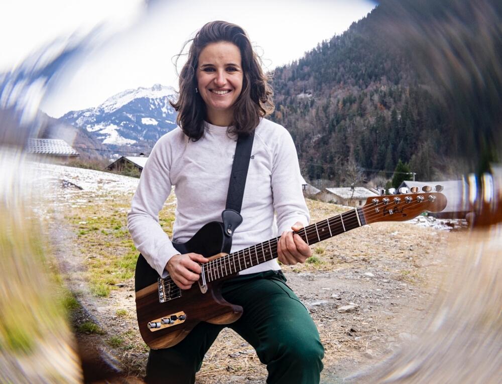 Julia Simon guitare