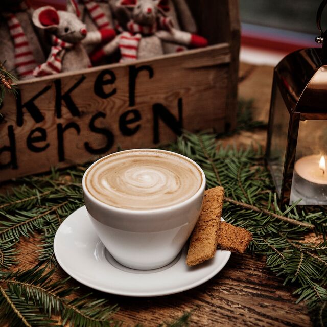 Velkommen til fredagskaffe med juletoner. Prøysenhuset, fredagskaffe, juletoner