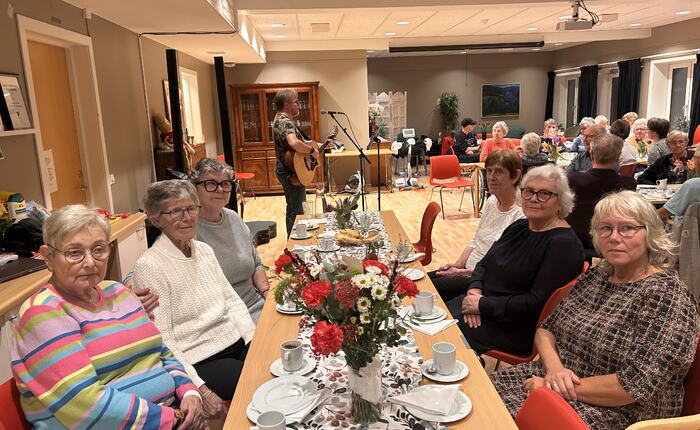 Herøy Røde Kors på HOS 23