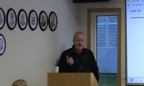 Ungdomsklubben orienterte kommunestyret_Roger