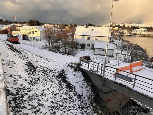 Riving av gammelbrua 14