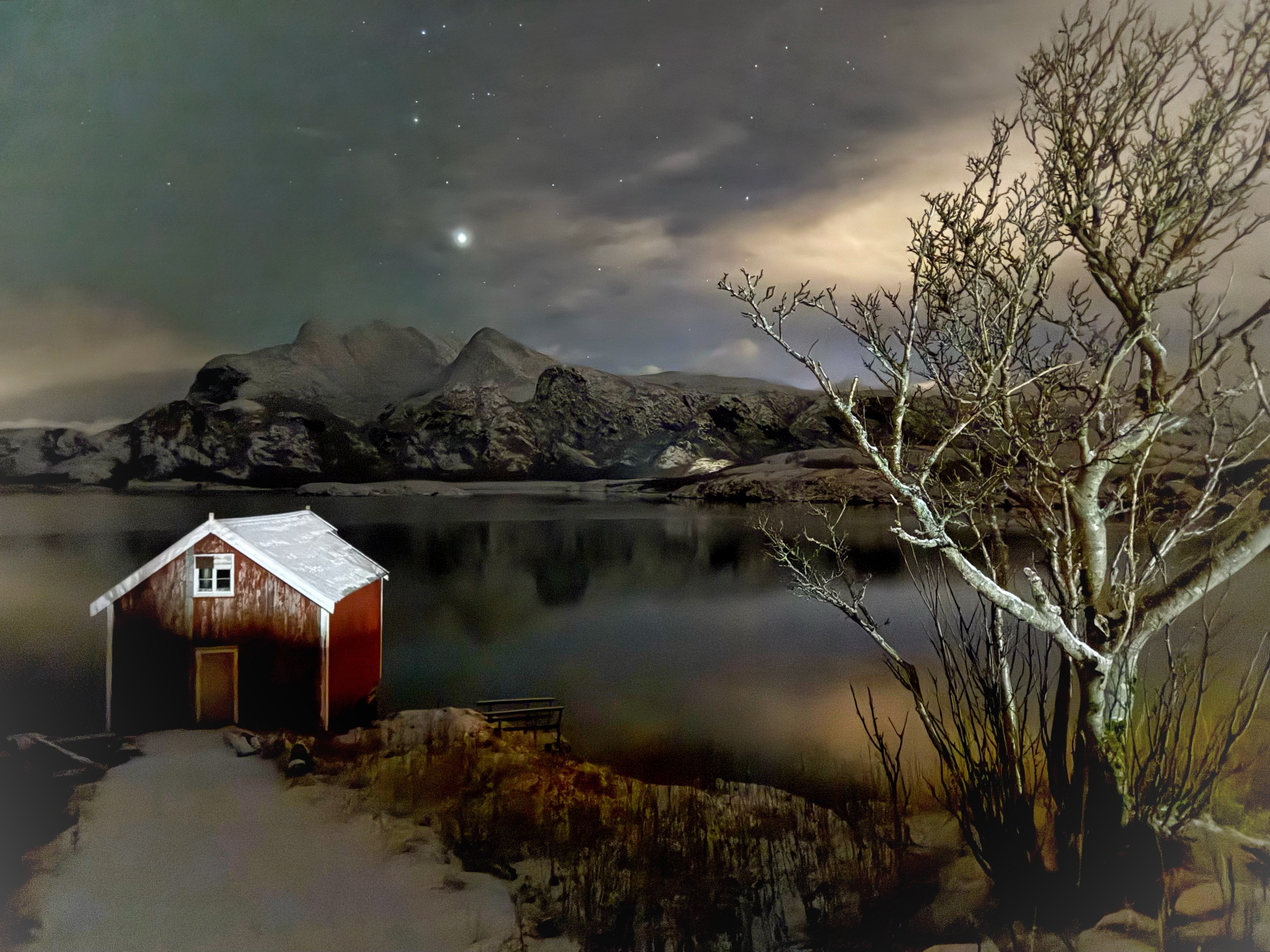 Natt på Staulen. (Foto: Janne Kværne) Natt på Staulen. (Foto: Janne Kværne)