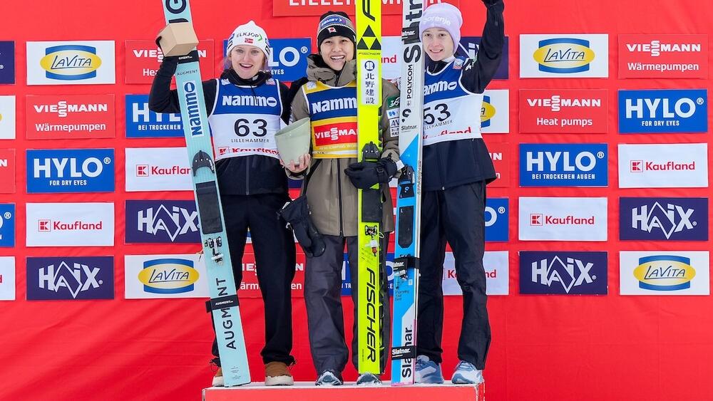 Podium saut a ski femmes Lillehammer
