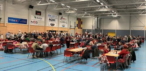 Julegrantenning 2025_Erika_oversiktsbilde fra hallen