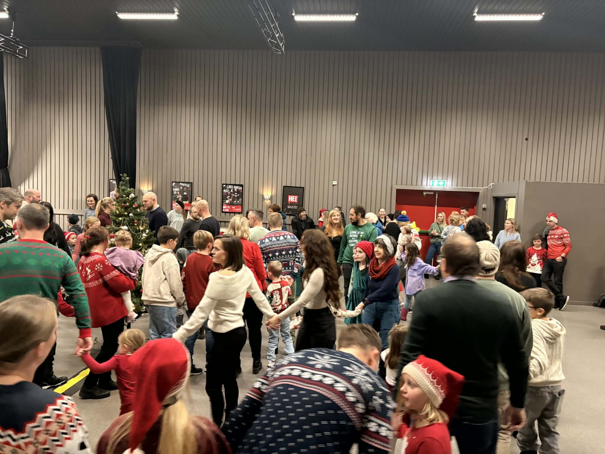 Julegrantenning 2025_Erika_juletregang