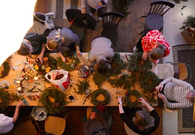 Kurs i kransbinding på Skolo desember 2025