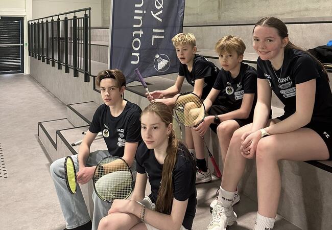 Foto hentet fra Facebook-siden til Herøy IL Badminton