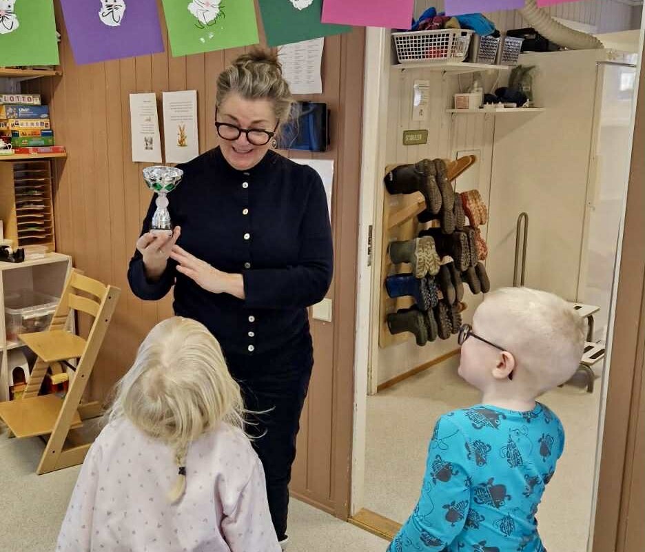 HOS på besøk i Herøy barnehage_17