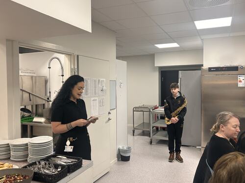 Leder i Herøy Frivilligsentral, Erika Puziene, ønsket velkommen og uttrykte stor takk til alle frivillige for innsatsen.