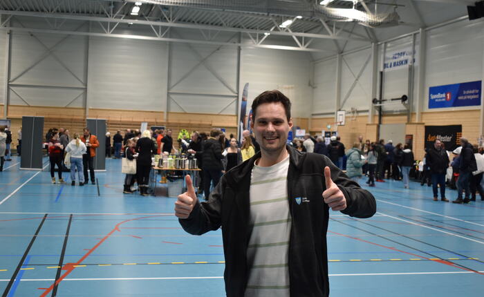 Velkommen til Herøy yrkesmesse 2026 (avbildet: Nærings- og samfunnsutvikler i Herøy kommune, Ronny Godhei Hansen