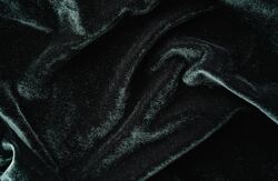 Mørk fløyels om bølger seg