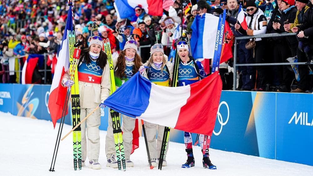 biathlon JO 2026 France relais féminin