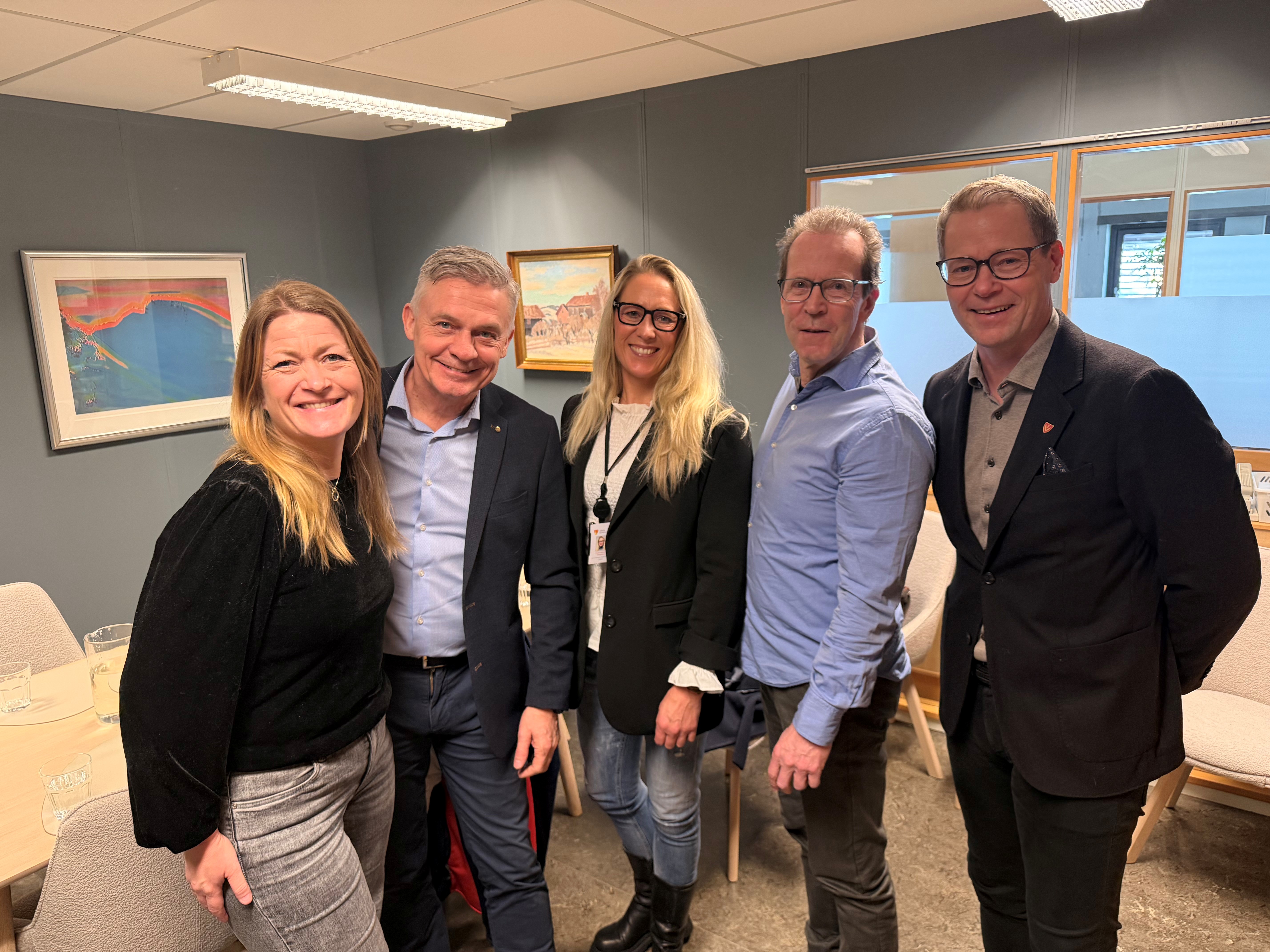 Bilde av daglig leder i Sparebank 1-stiftelsen Gran, ordfører i Gran, daglig leder i Sparebank 1-stiftelsen JLN, ordfører i Lunner kommune og daglig leder i UngHadeland