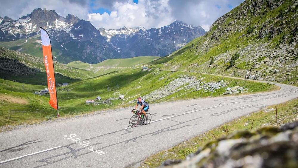 Col de la Croix de Fer a vélo