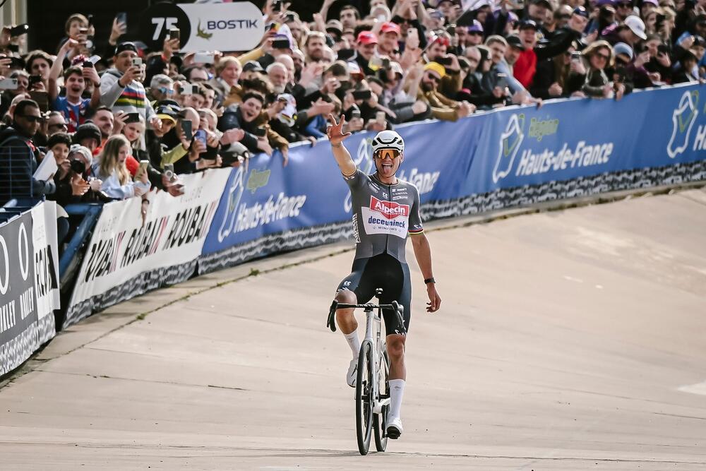 Mathieu Van der Poel Paris Roubaix