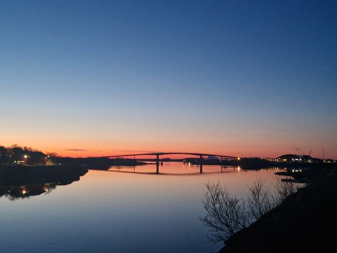 Jeg velger meg april i Færøyvågen. (Foto: Gjertrud Aune Færøy)