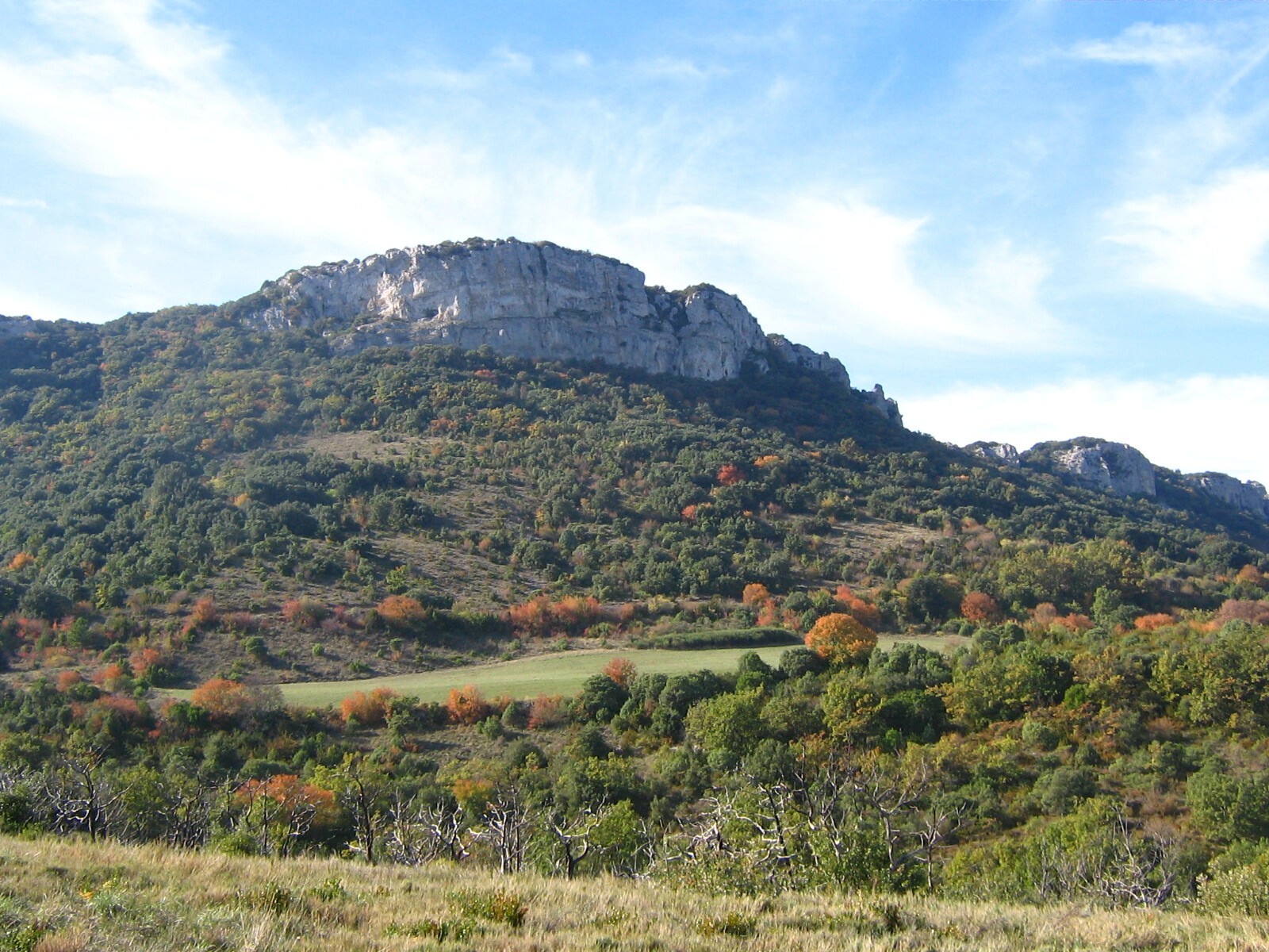 Mont Bouquet.jpg