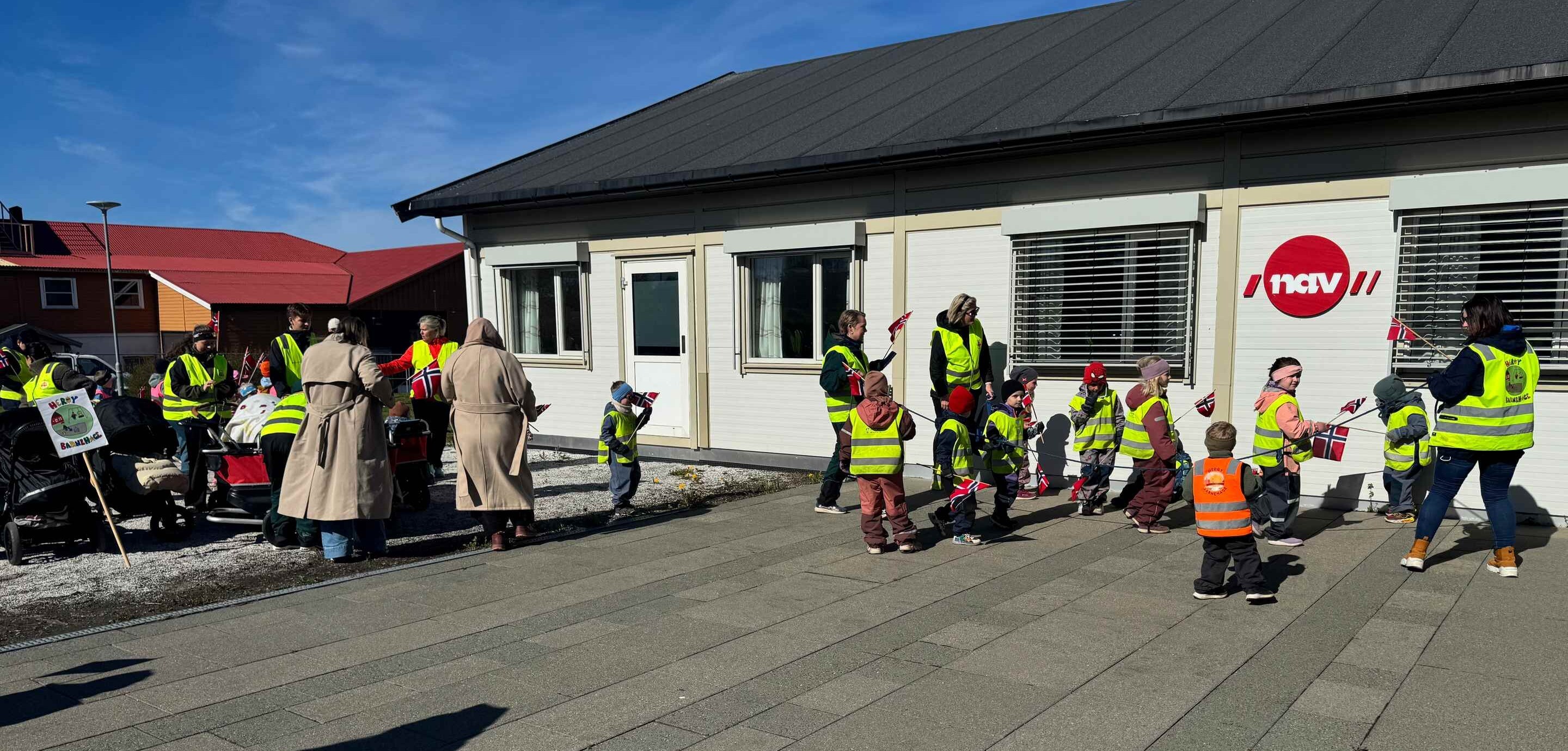 Herøy barnehage på besøk på rådhuset 13