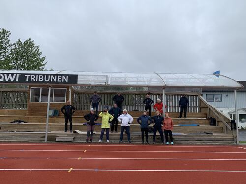 Trimgruppe på tribunen