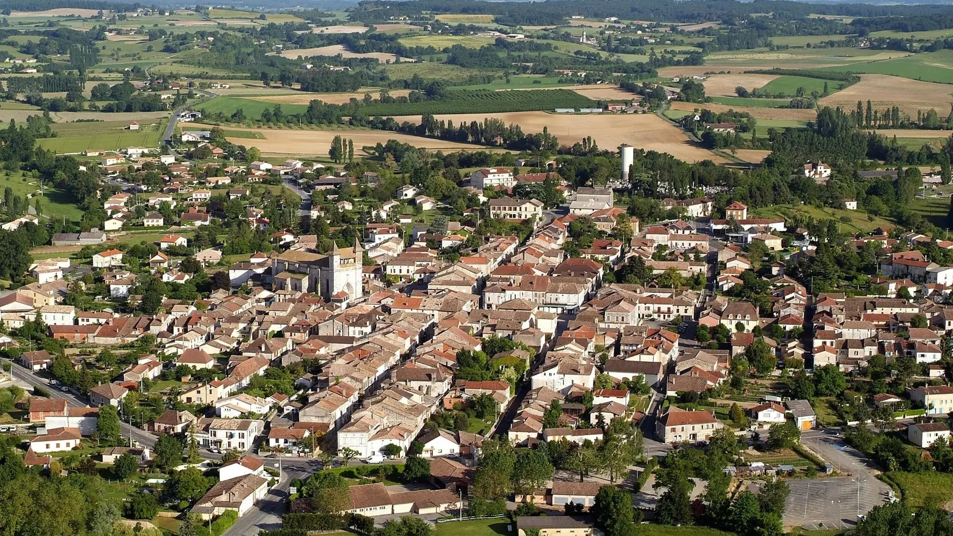 villereal-vue-aerienne.webp.1920x1080_q70_crop_upscale.jpg