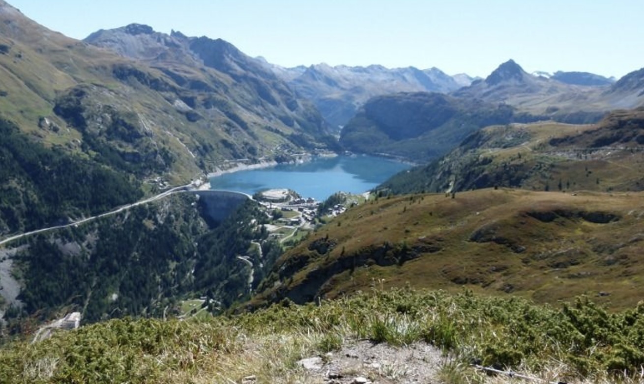 Lac de la Gurraz.jpg