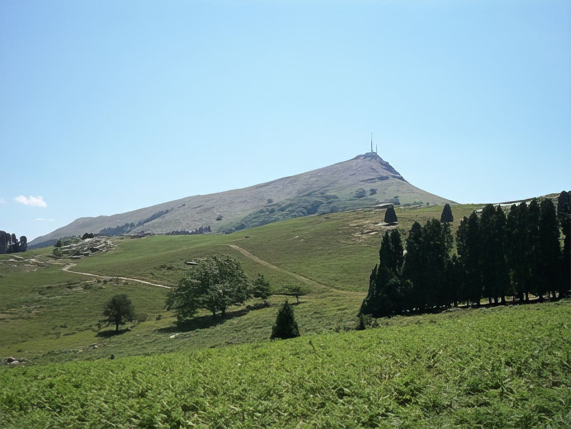 LA RHUNE.jpg