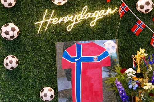 Herøydagen er i gang: Det er pyntet til (fotball)fest og mange fine dager på Herøydagan