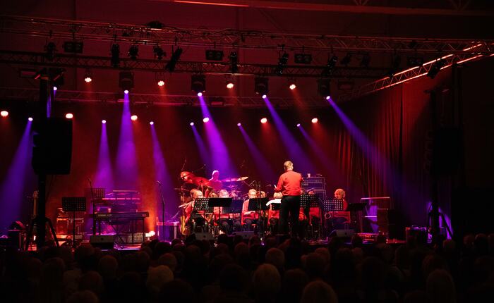 Åpnet kulturkvelden: Herøy Musikkorps fikk æren av å åpne årets kulturkveld sammen med Pernille Reinertsen. Åpnet kulturkvelden: Herøy Musikkorps fikk æren av å åpne årets kulturkveld sammen med Pernille Reinertsen.