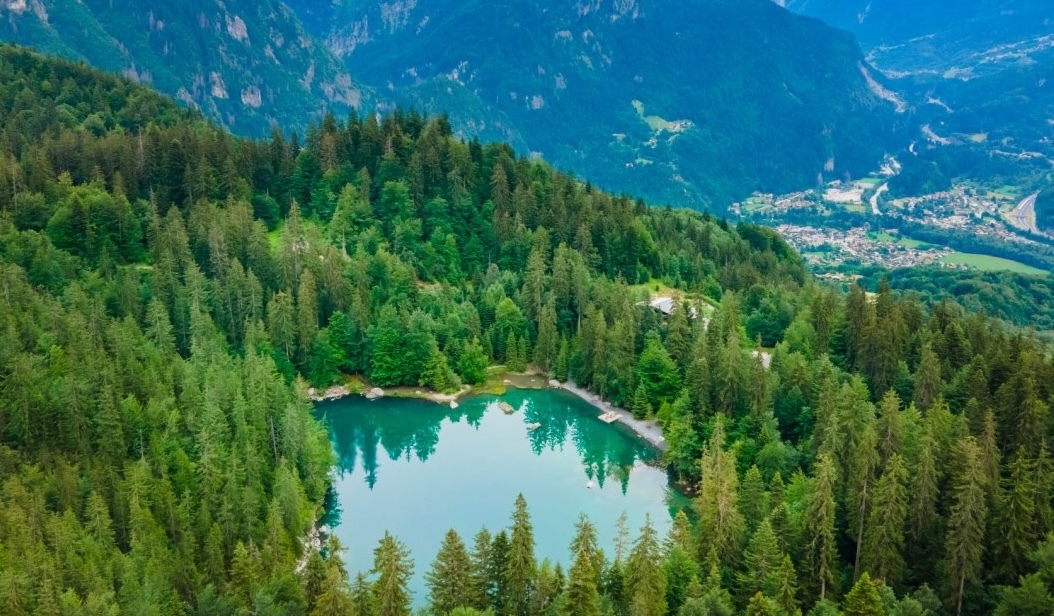 Lac Vert.jpg