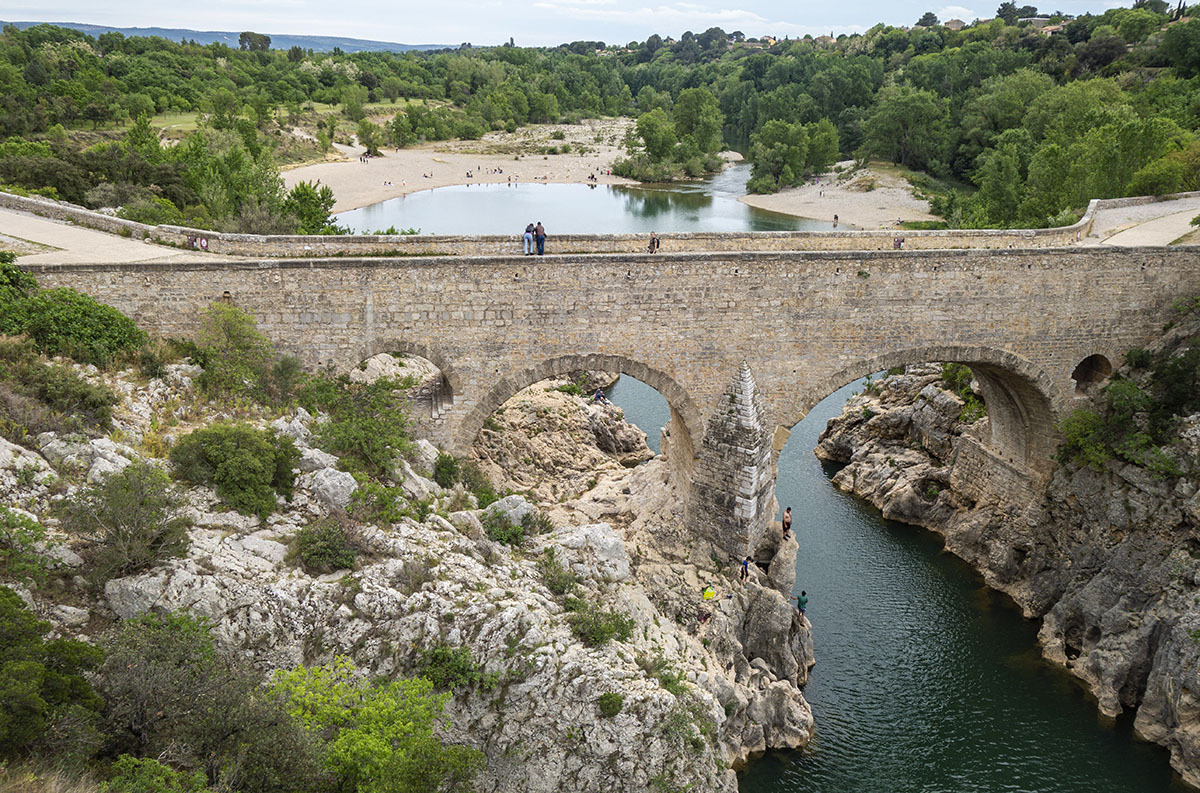 pont du diable-grotte clamouse.jpg