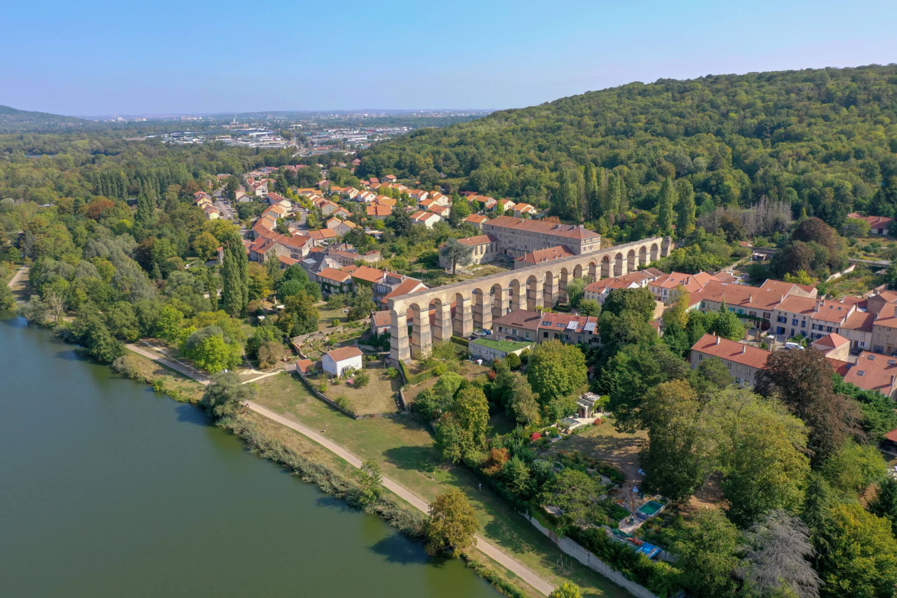 AqueducDeJouy000.jpg