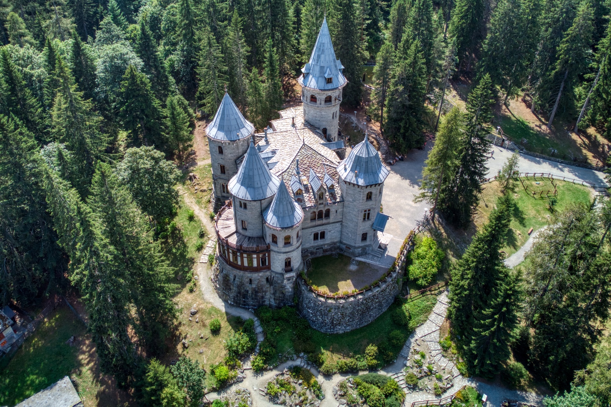 Castel Savoia.jpg