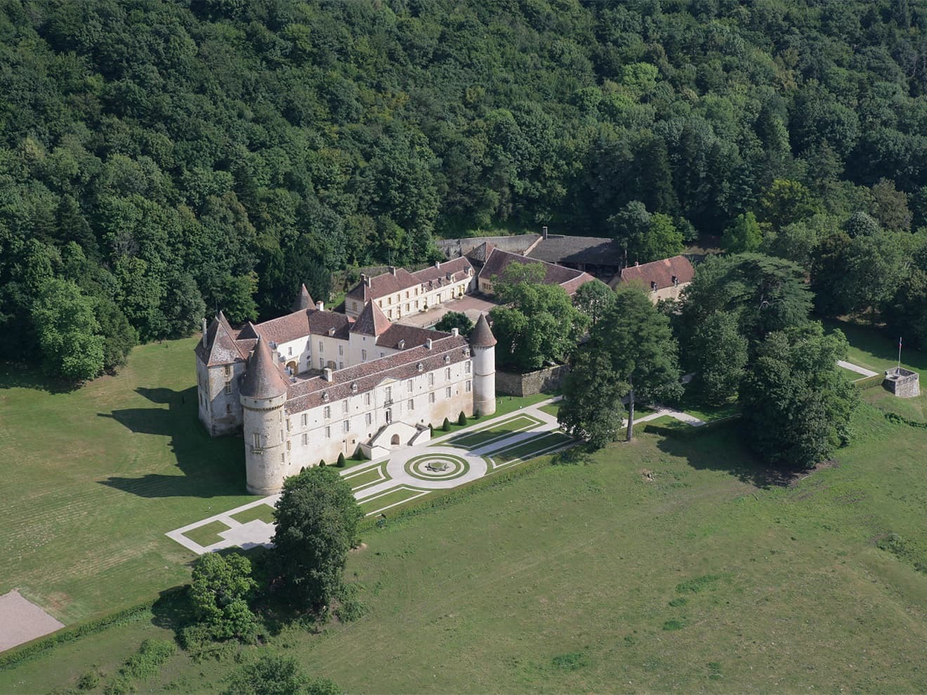 Chateau de Bazoches.jpg
